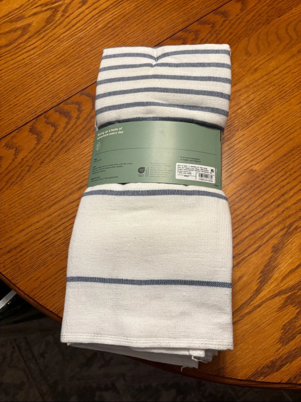 NWT Figmint Kitchen Towels